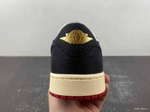 Kicked Out Shoe Store OG Room Trophy Air FN0432-100 Away Jordan 1 x Low 0713